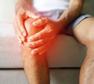 Read more about the article Knee Replacements – Osteopathy, Knee Pain & Surgery Recovery’